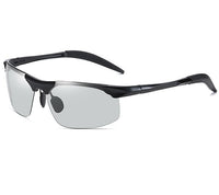 Black frame photochromic lenses